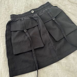 Mini cargo skirt